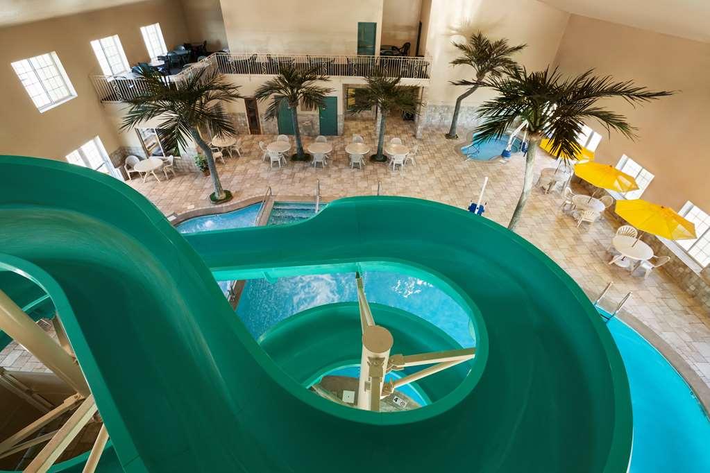 Country Inn & Suites By Radisson Bismarck Waterpark Exterior foto